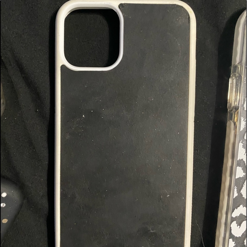 iphone 11 pro pluto case